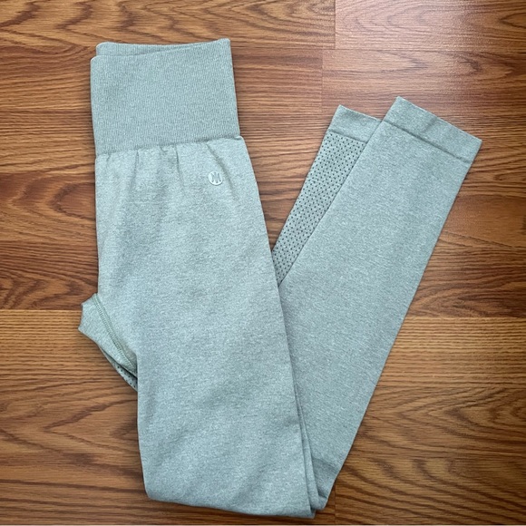 Astoria | VELOCITY Seamless Legging - Matcha - Picture 4 of 10